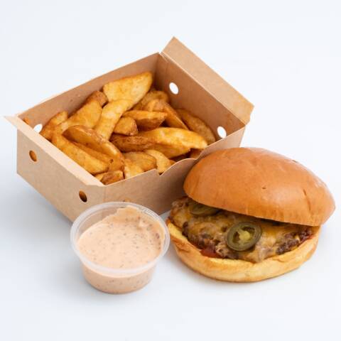 combo burger y patatas